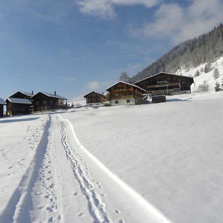 Hotel Restaurant Walliser Sonne Reckingen Exterior foto