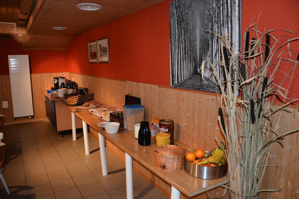 Hotel Restaurant Walliser Sonne Reckingen Exterior foto